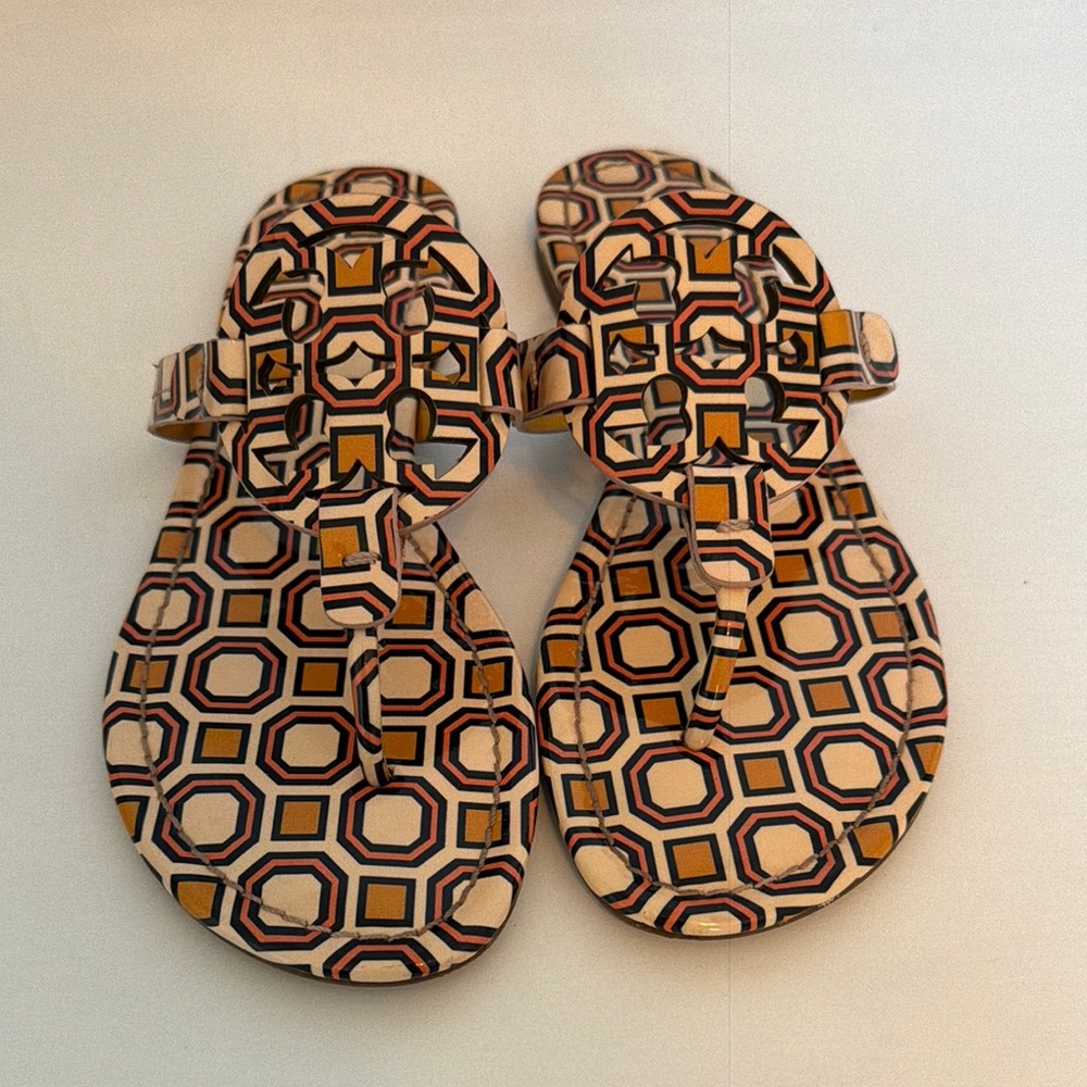 Tory Burch Geometric Pattern Sandals - Pink and Gold